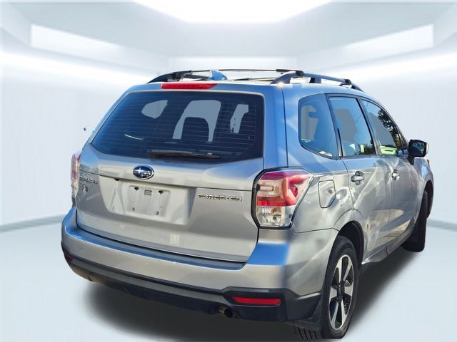 2018 Subaru Forester Base