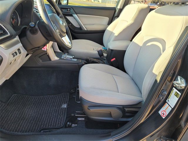 2018 Subaru Forester Base