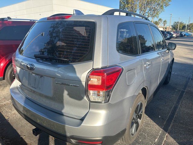 2018 Subaru Forester Base