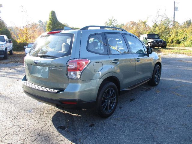 2018 Subaru Forester Base