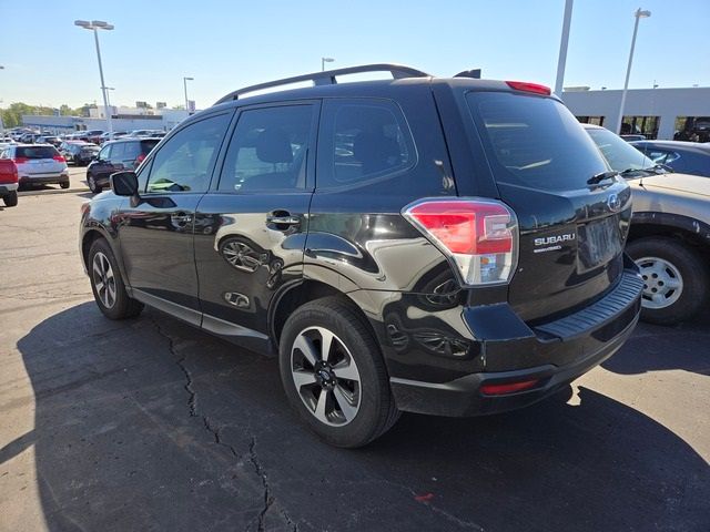 2018 Subaru Forester Base