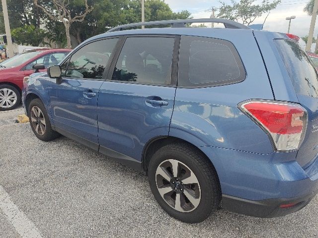 2018 Subaru Forester Base