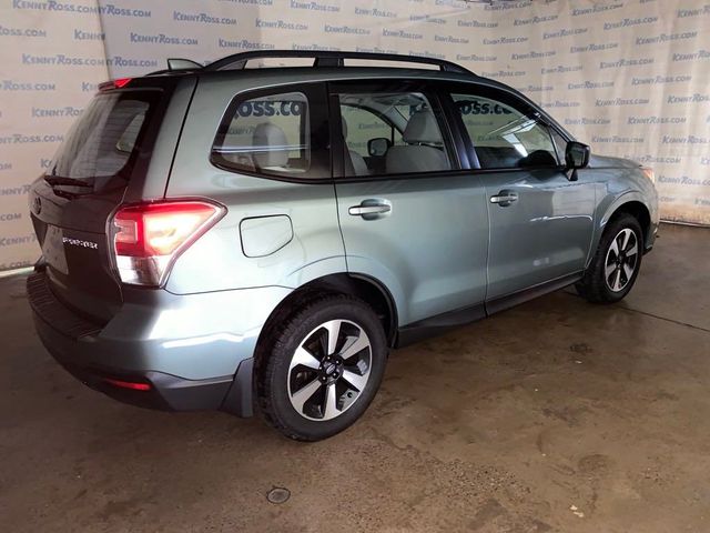 2018 Subaru Forester Base