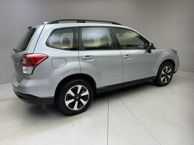 2018 Subaru Forester Base