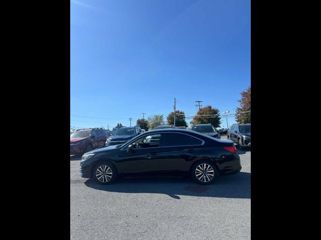 2018 Subaru Legacy Base