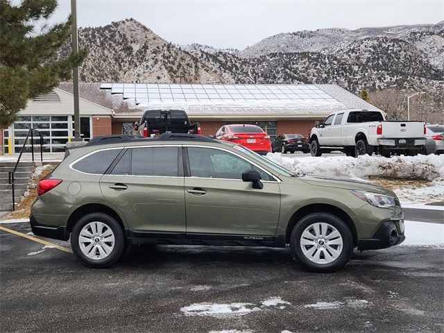 2018 Subaru Outback Base