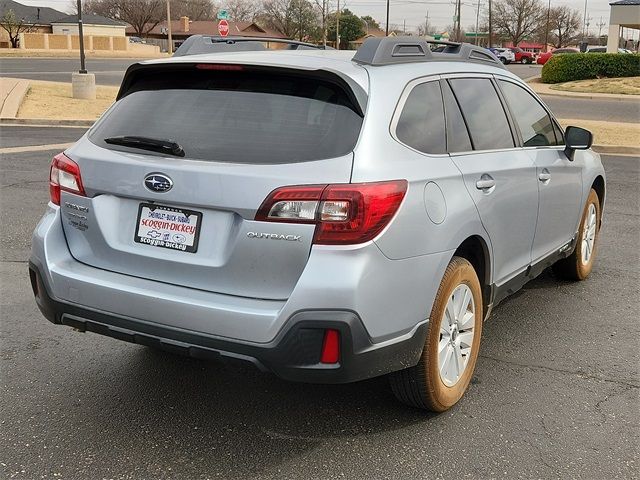 2018 Subaru Outback Base