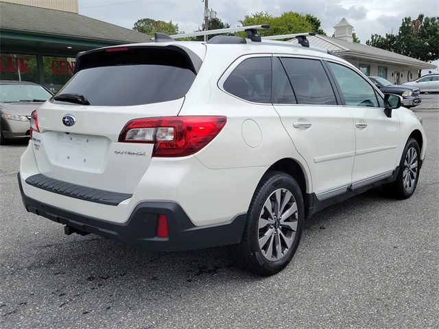 2018 Subaru Outback Touring