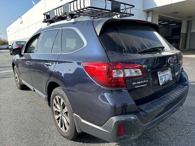 2018 Subaru Outback Touring