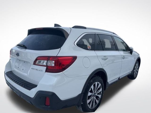 2018 Subaru Outback Touring