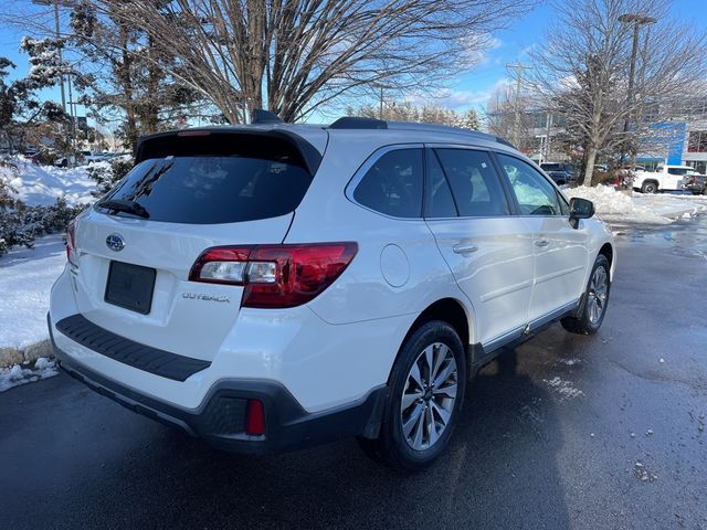 2018 Subaru Outback Touring