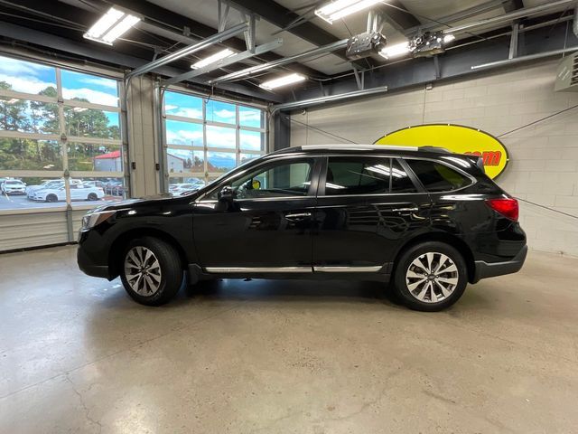 2018 Subaru Outback Touring