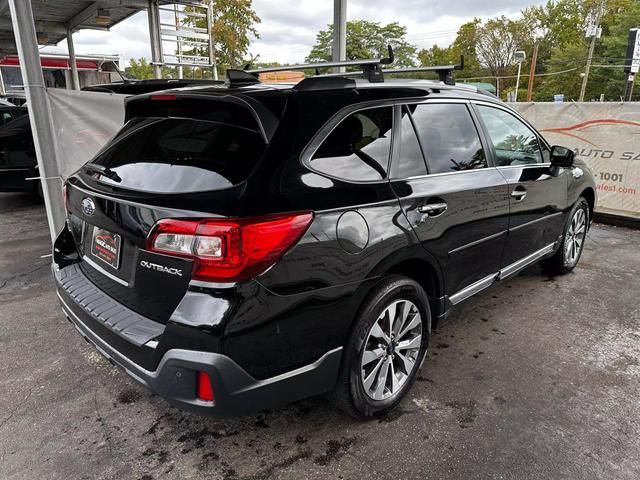 2018 Subaru Outback Touring