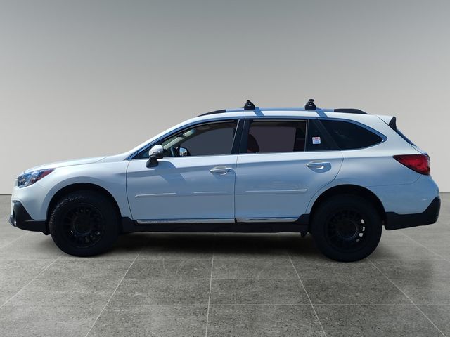 2018 Subaru Outback Touring