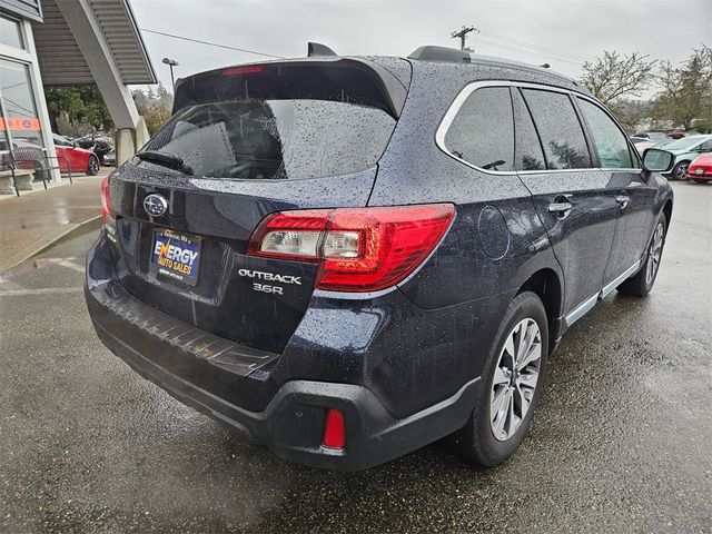 2018 Subaru Outback Touring