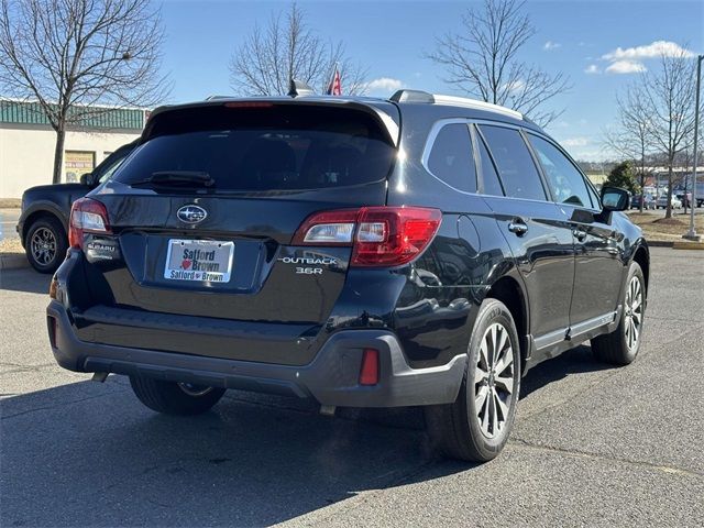 2018 Subaru Outback Touring