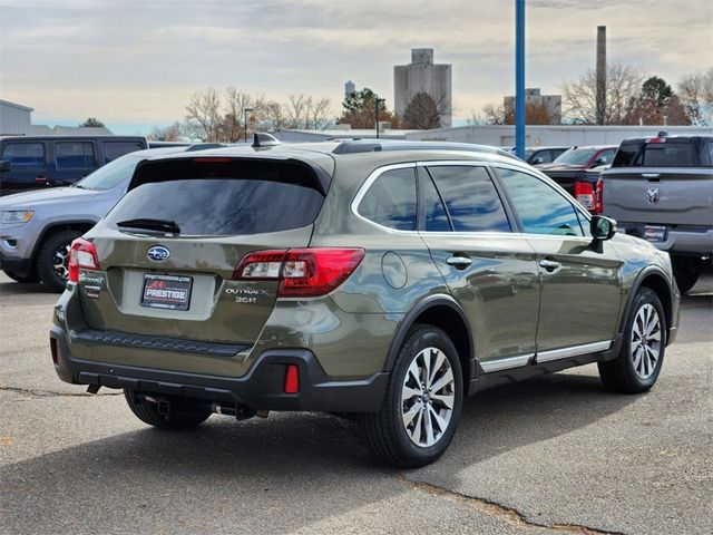 2018 Subaru Outback Touring