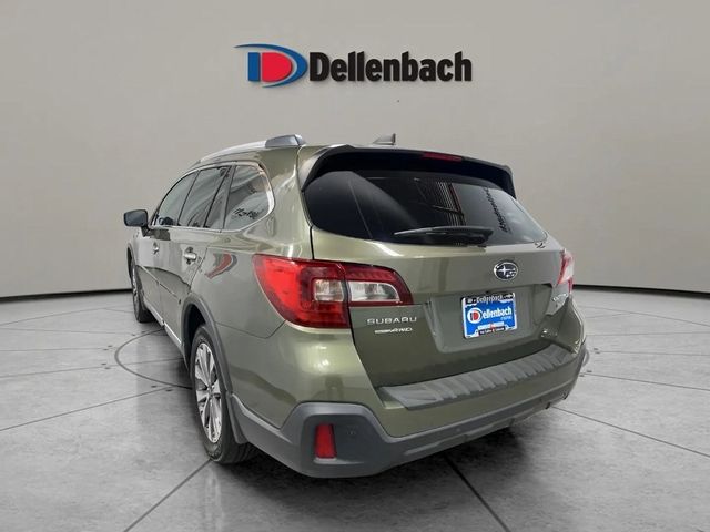 2018 Subaru Outback Touring