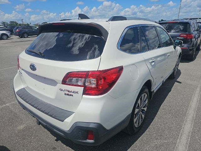 2018 Subaru Outback Touring