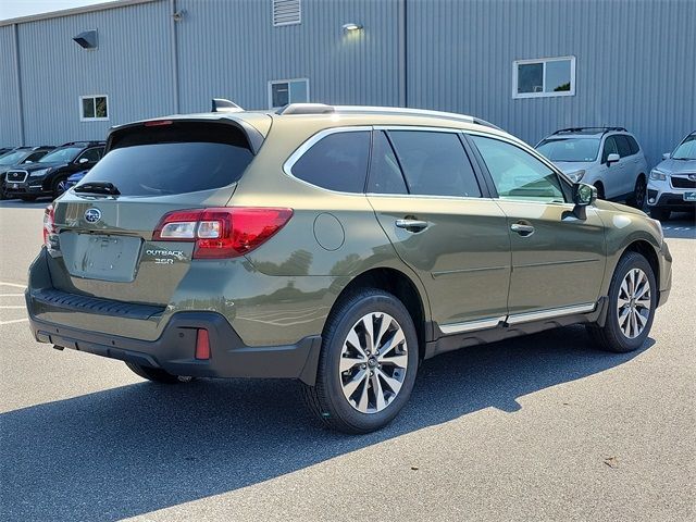 2018 Subaru Outback Touring