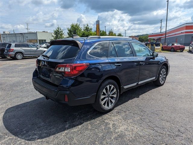 2018 Subaru Outback Touring