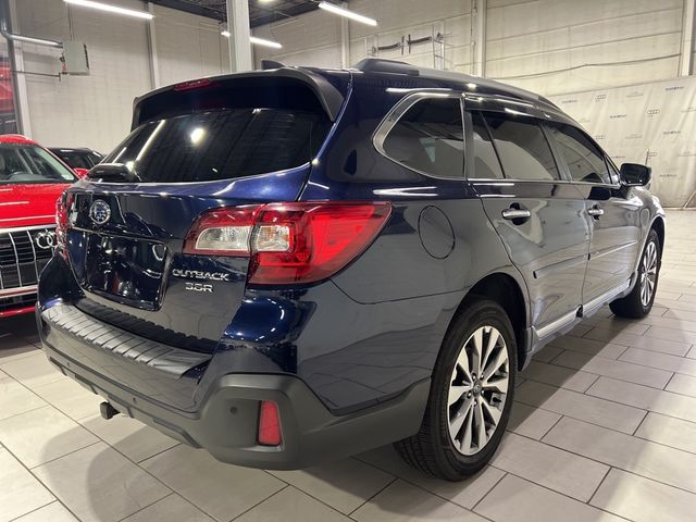 2018 Subaru Outback Touring