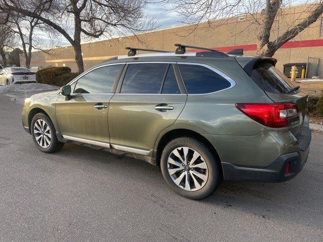 2018 Subaru Outback Touring