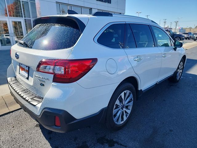 2018 Subaru Outback Touring