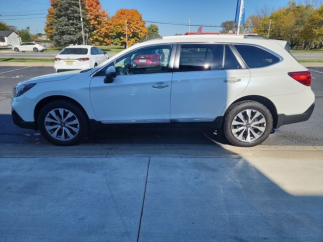 2018 Subaru Outback Touring