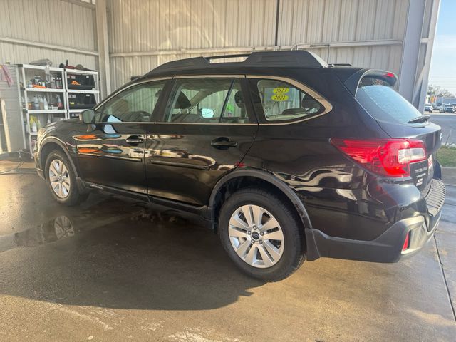 2018 Subaru Outback Base