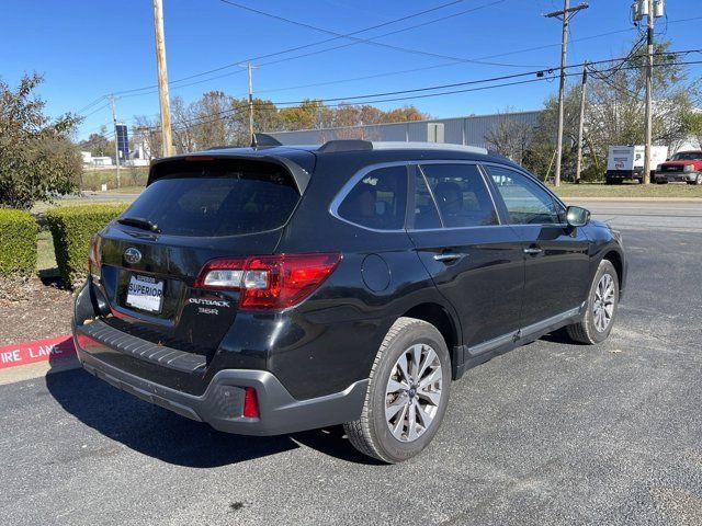 2018 Subaru Outback Touring