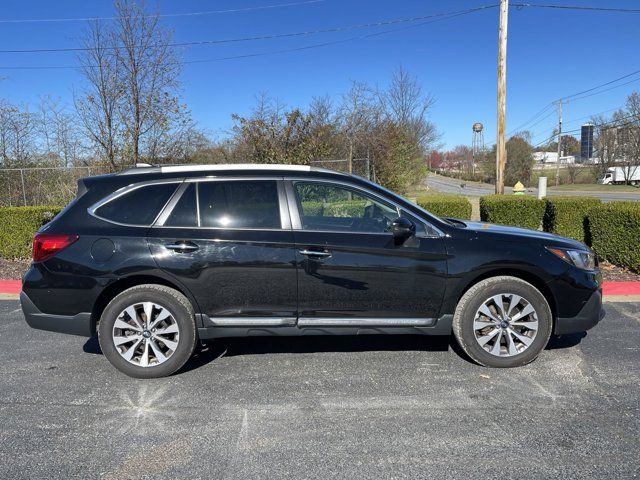 2018 Subaru Outback Touring