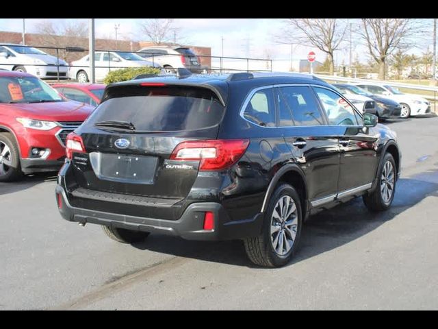 2018 Subaru Outback Touring