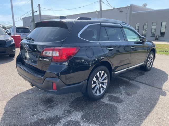 2018 Subaru Outback Touring