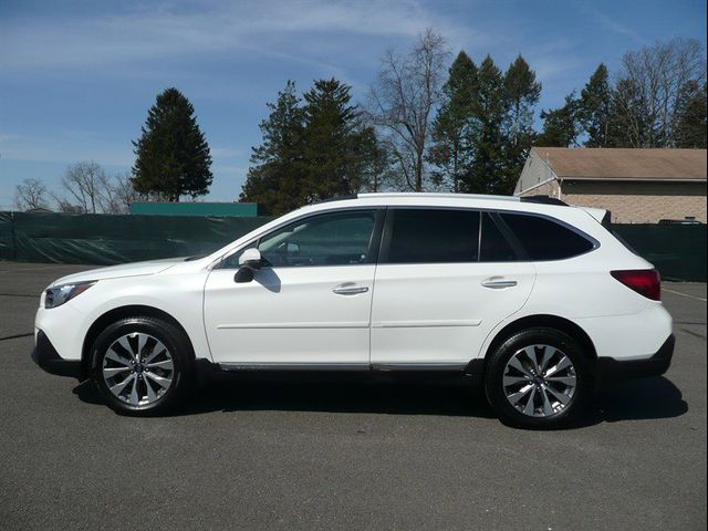 2018 Subaru Outback Touring