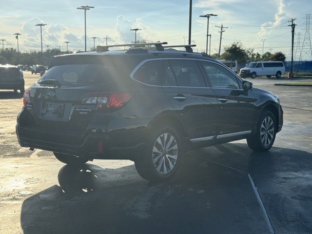 2018 Subaru Outback Touring