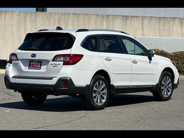 2018 Subaru Outback Touring