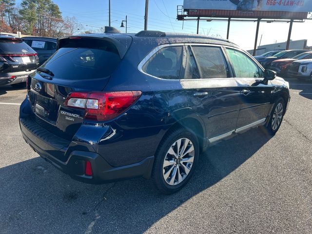 2018 Subaru Outback Touring