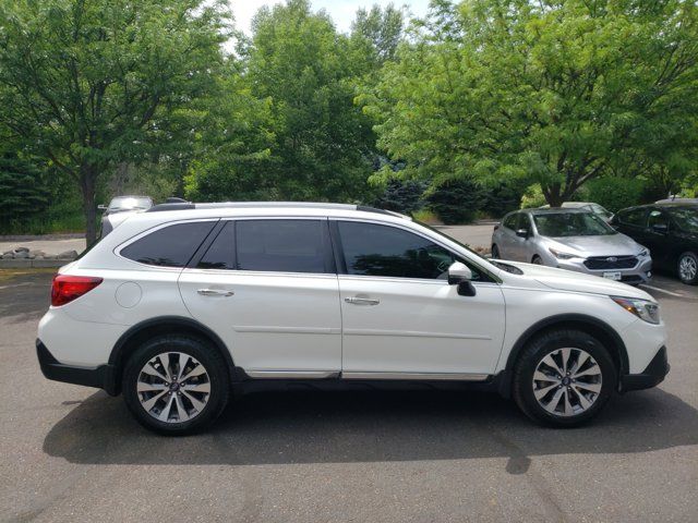 2018 Subaru Outback Touring