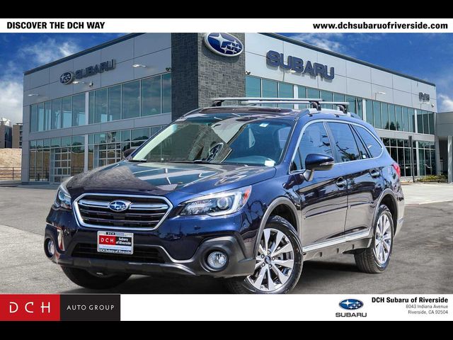 2018 Subaru Outback Touring