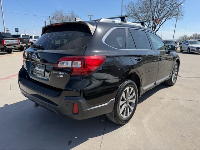 2018 Subaru Outback Touring