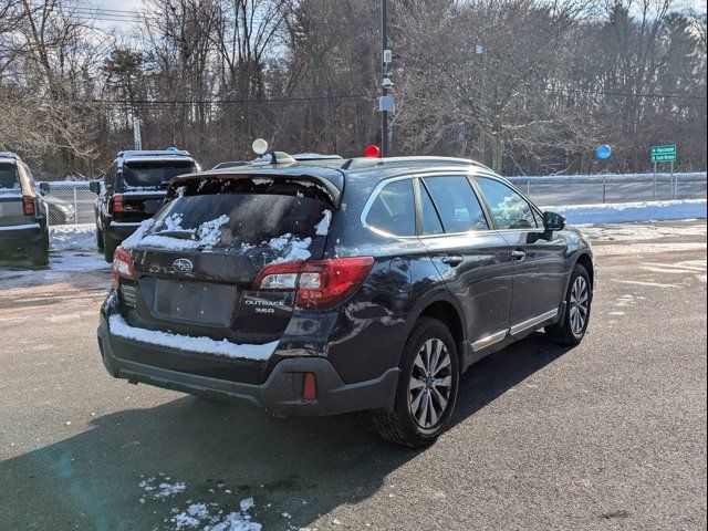 2018 Subaru Outback Touring