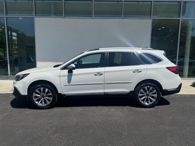 2018 Subaru Outback Touring