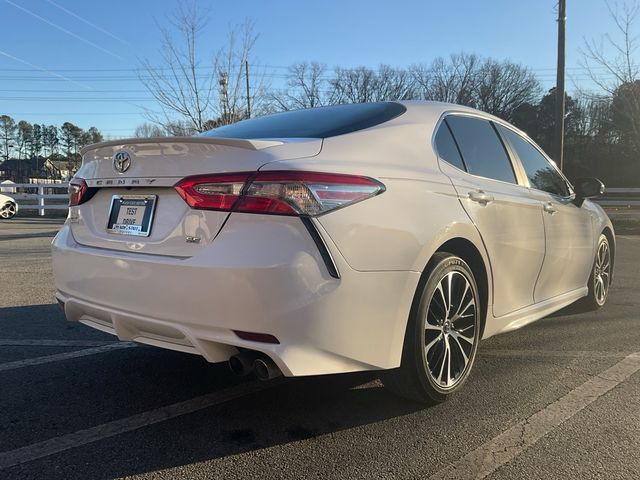 2018 Toyota Camry SE