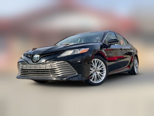 2018 Toyota Camry Hybrid XLE