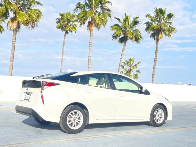 2018 Toyota Prius 