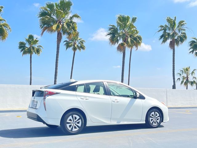 2018 Toyota Prius 