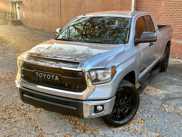 Used 2018 Toyota Tundra SR5 For Sale in Tampa, FL | Capital One Auto ...