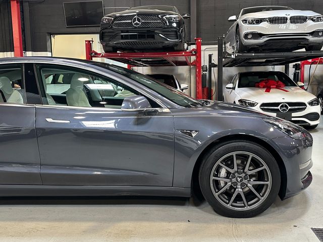 2018 Tesla Model 3 Performance