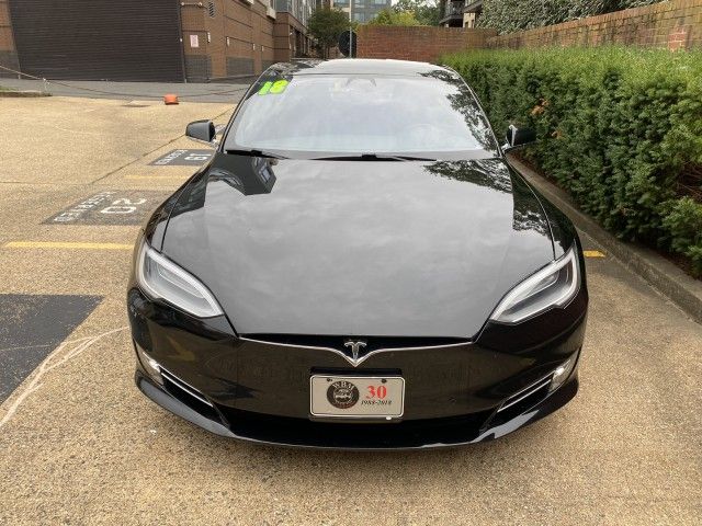 2018 Tesla Model S 75D